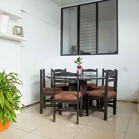 5 Min From The Airport - Perfect Stop Alajuela Bagian luar foto