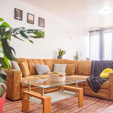 5 Min From The Airport - Perfect Stop Alajuela Bagian luar foto