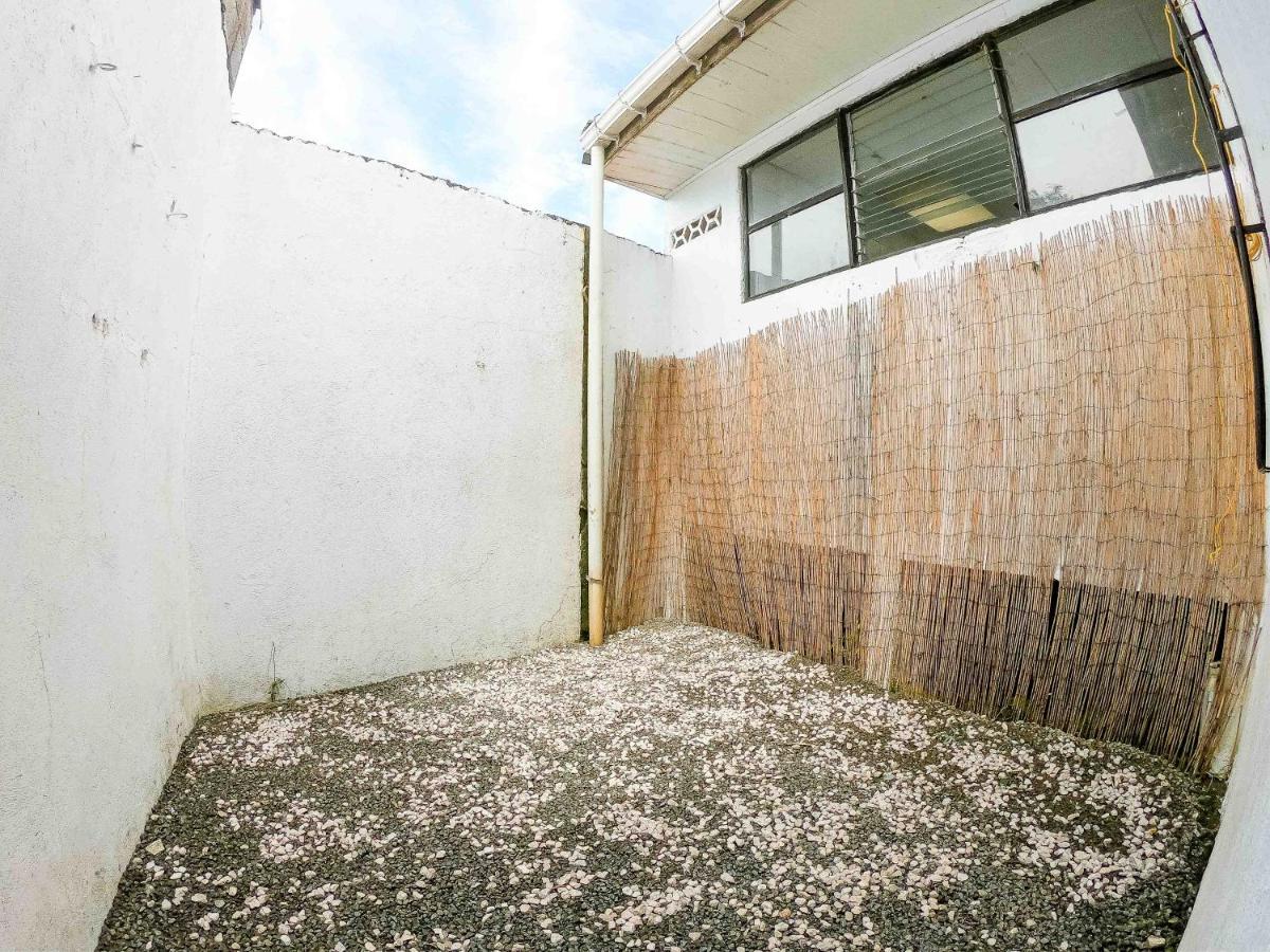 5 Min From The Airport - Perfect Stop Alajuela Bagian luar foto